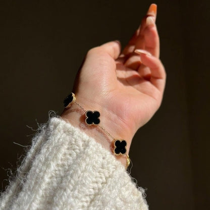 Onyx Clover Bracelet - Lucky Four Leaf Charm | Floral Petal