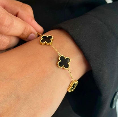 Onyx Clover Bracelet - Lucky Four Leaf Charm | Floral Petal